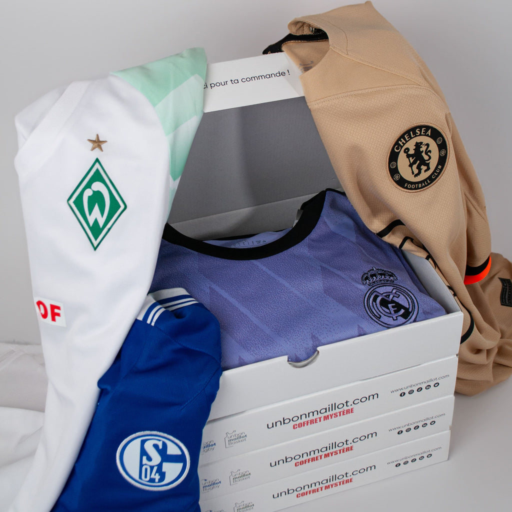 Mystery Box Fußballtrikot mit Beflockung - Kinder 9️⃣