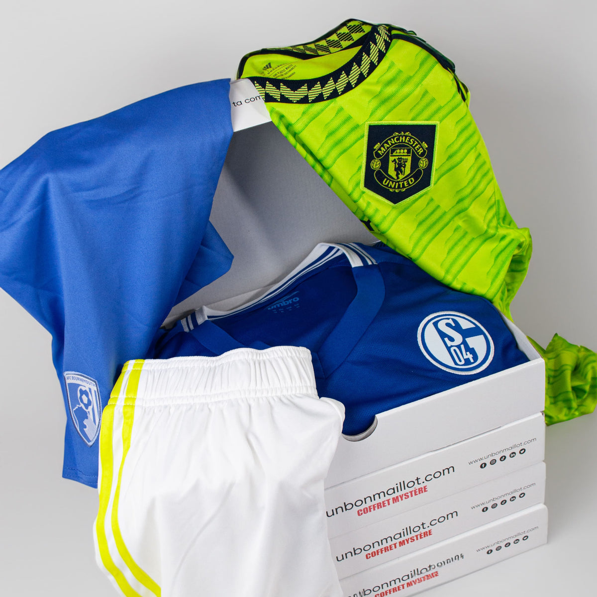 Mystery Box Fussball-Outfit 🩳 + 👕
